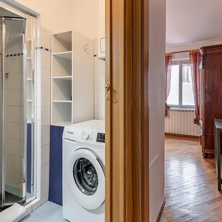 Leonardo Apartament *